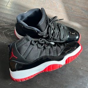 Jordan 11s
